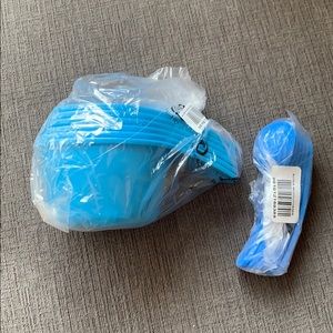 Tupperware measuring cups &spoons